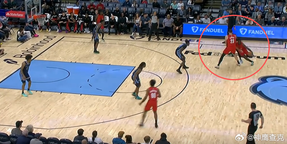 爆砍赛季新高35分&狂射8记三分+11助攻！解析霍乐迪vs灰熊进攻表现12345