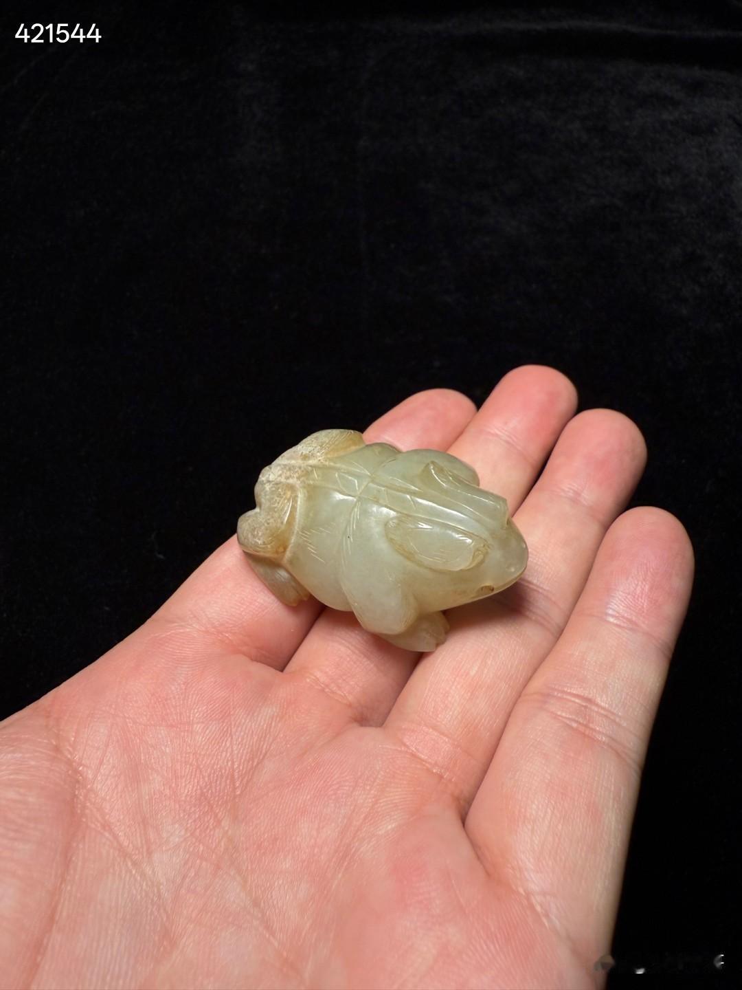 战汉玉青蛙