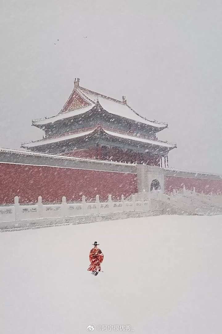 能否用你毕生的文化，描述这个场景？ ​​​