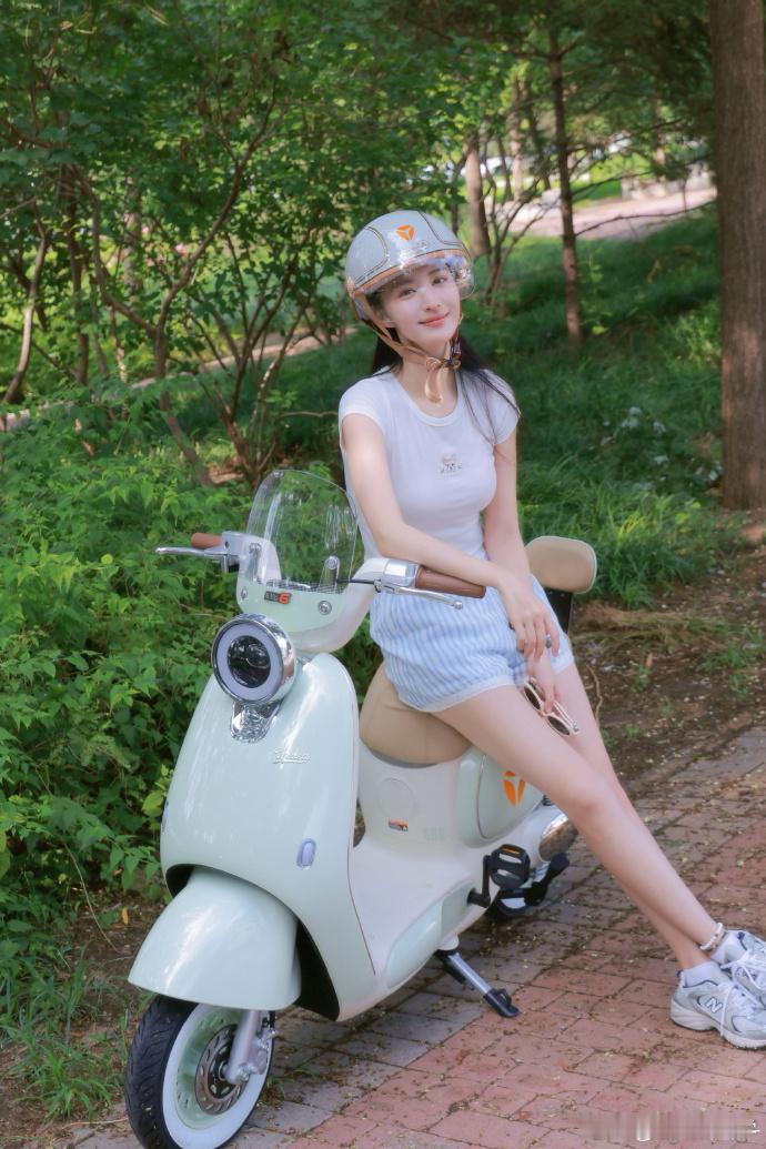 #王楚然大妹子你太美了##王楚然你美#大早上就看到王楚然的美照，太幸福啦，宝宝你