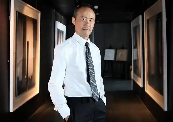 王石“被抓”的谣言虽已被辟谣，但当秦枫微博爆料的时候，评论区反响为什么这么激烈，