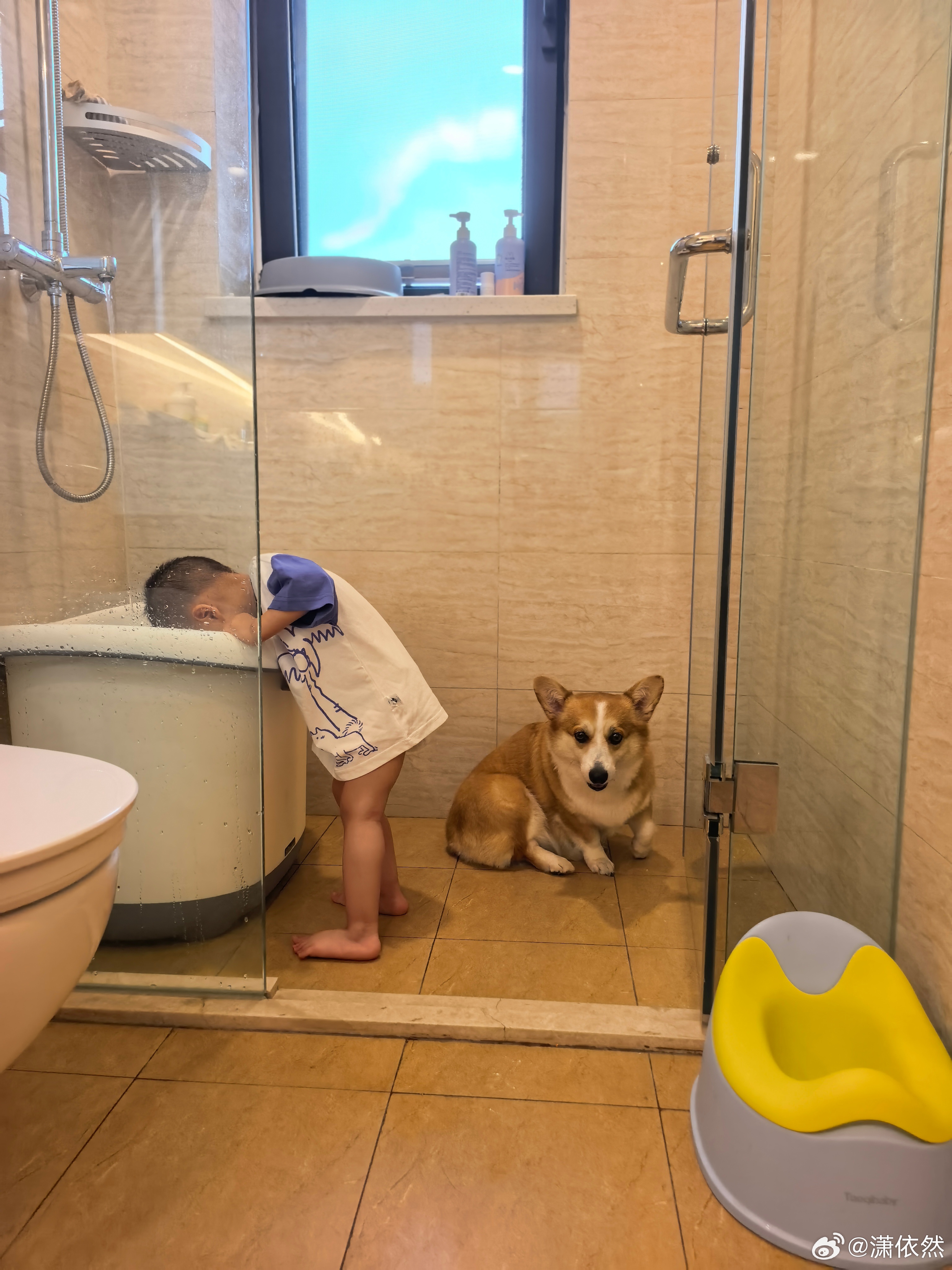 每天都着急洗澡🛀的宝宝！ 
