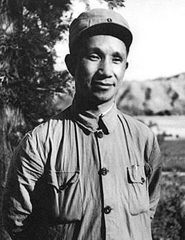 1955年，我国授衔结束后，蒋介石也很快得知了消息。当下属将十大元帅的名单，呈到