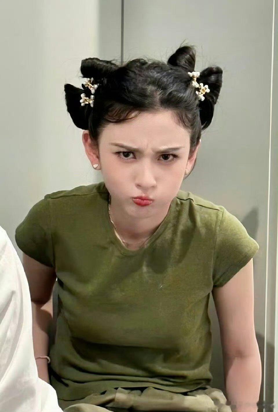 （嚼嚼嚼）宋祖儿天津美食vlog来啦～真的好喜欢看宋祖儿吃播啊🤤（嚼嚼嚼） 