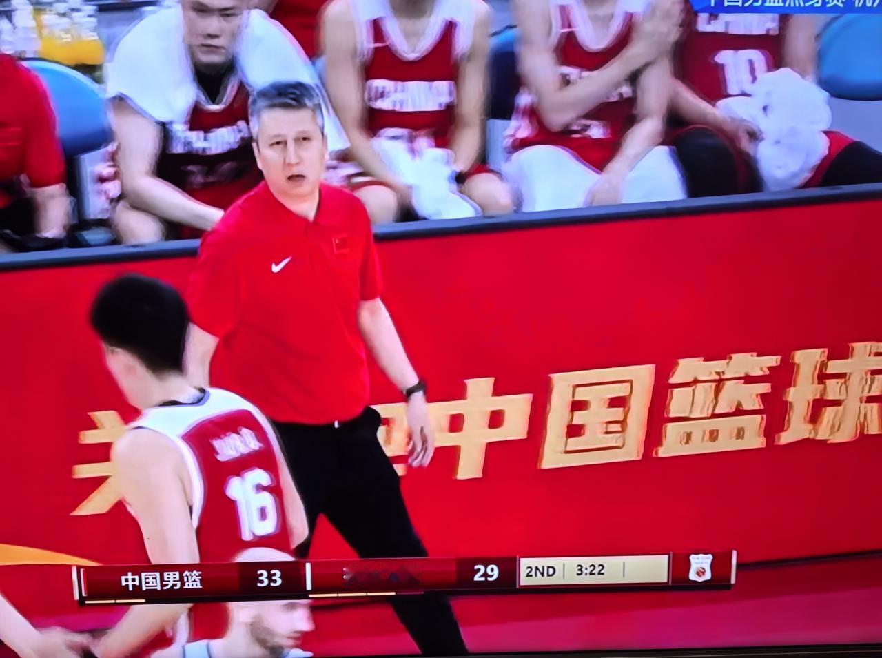 中国男篮VS日本，针对性最佳首发！
 
日本主打小快灵、无限换防、外线狂飙、挡拆
