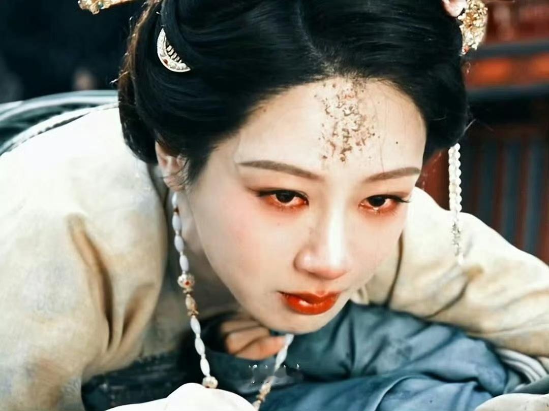 人生有两次幸运 一次遇见旎 一次走到底杨紫瘦了好多