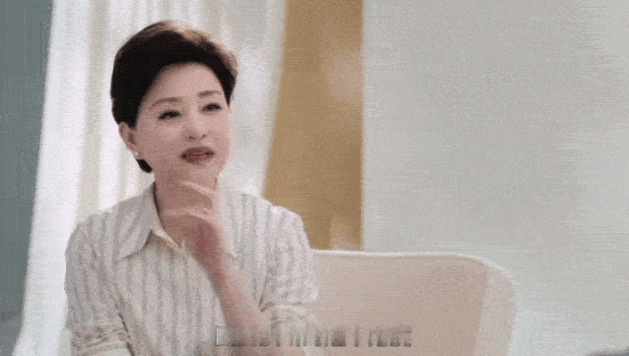 陈伟霆说40岁是人生第二个青春期 陈伟霆在采访中坦然谈及40岁的人生状态，直面岁