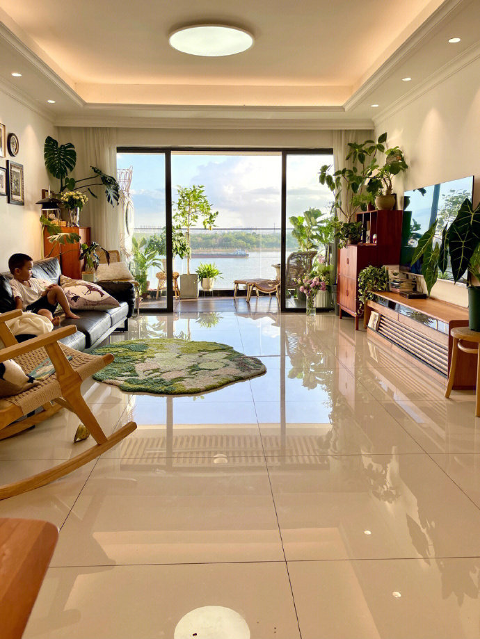 入住两年半的家🏠，简简单单也很好看吖～ ​ ​​​