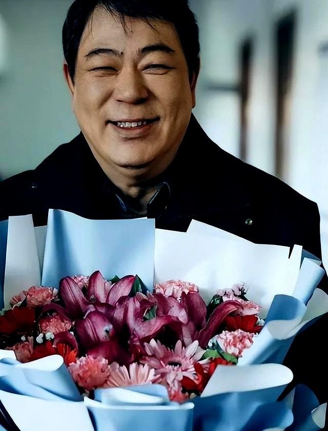 最近瓜田有点超载，高亚麟因为过往情史被新剧“换脸”，接着又有狗仔爆料一线女星疑似