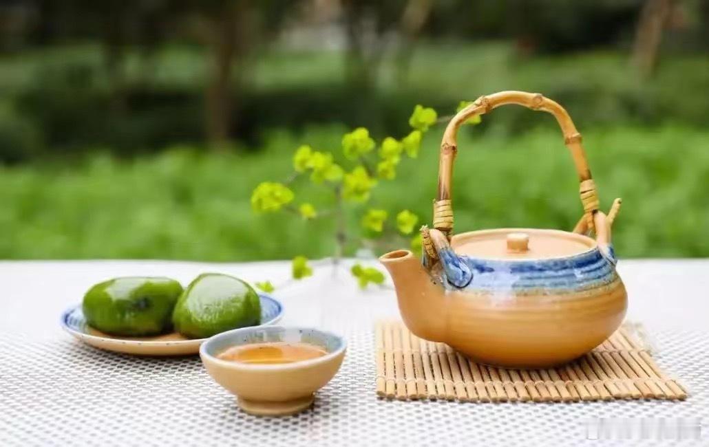 倍受关注股票机构关注：共达电声  钧达股份  中航光电深圳华强  春光集团  同
