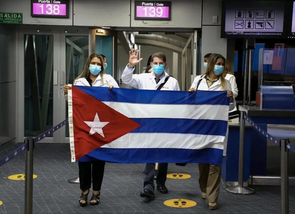 美国欺负古巴太过分

彭博社消息，一名白宫官员2月23日证实，为进一步限制古巴政