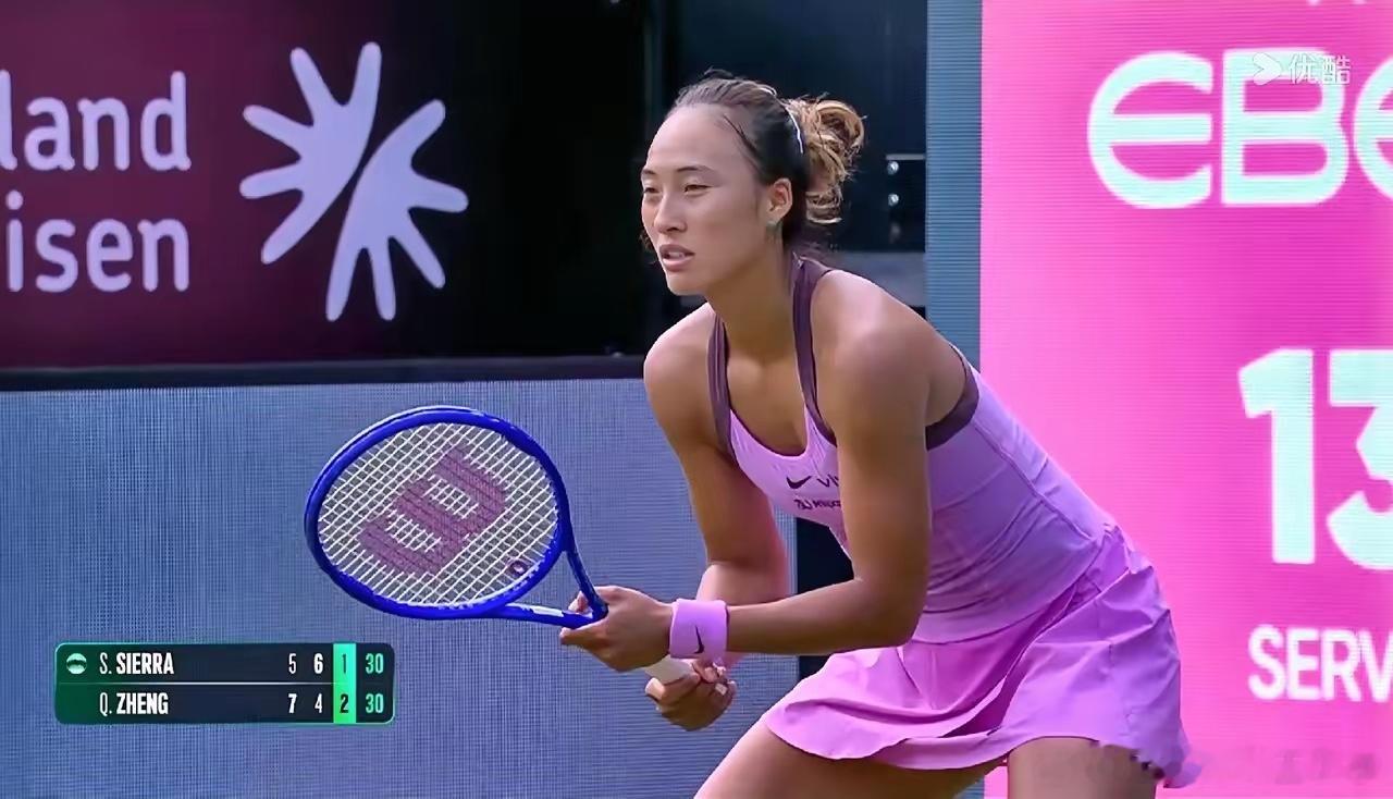 郑钦文vs谢拉郑钦文沉着顶压首战胜谢拉WTA500巴特洪堡站，女单首轮郑钦文对阵