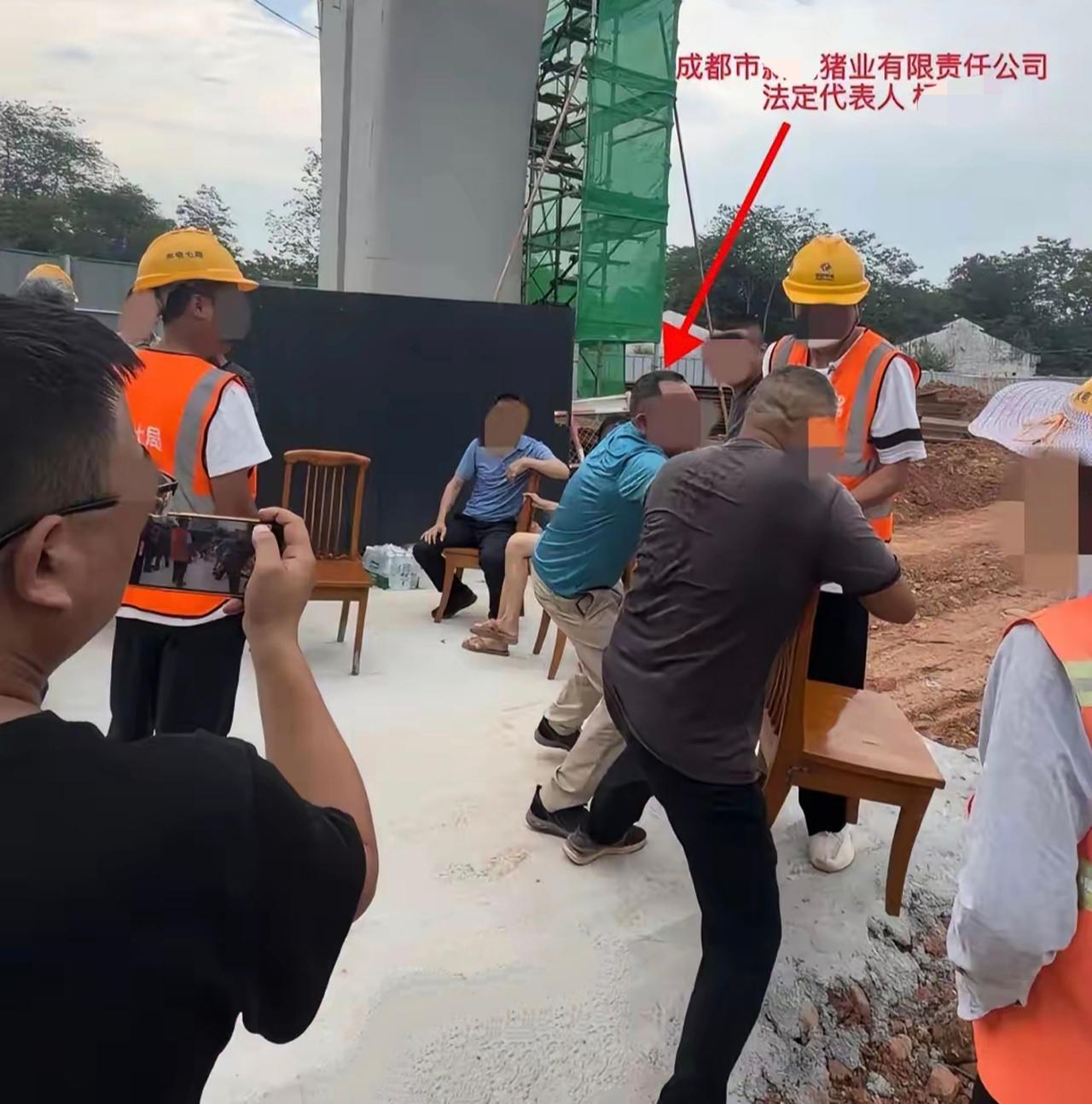 【成眉S5线征拆争议引热议，周兆成：征地补偿须恪守法定边界】
 
大家好，我是北
