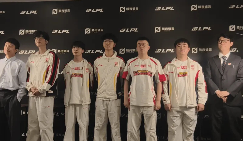 2026LPL第三赛段常规赛，WBG以1-2的比分不敌iG。赛后，主教练Clea