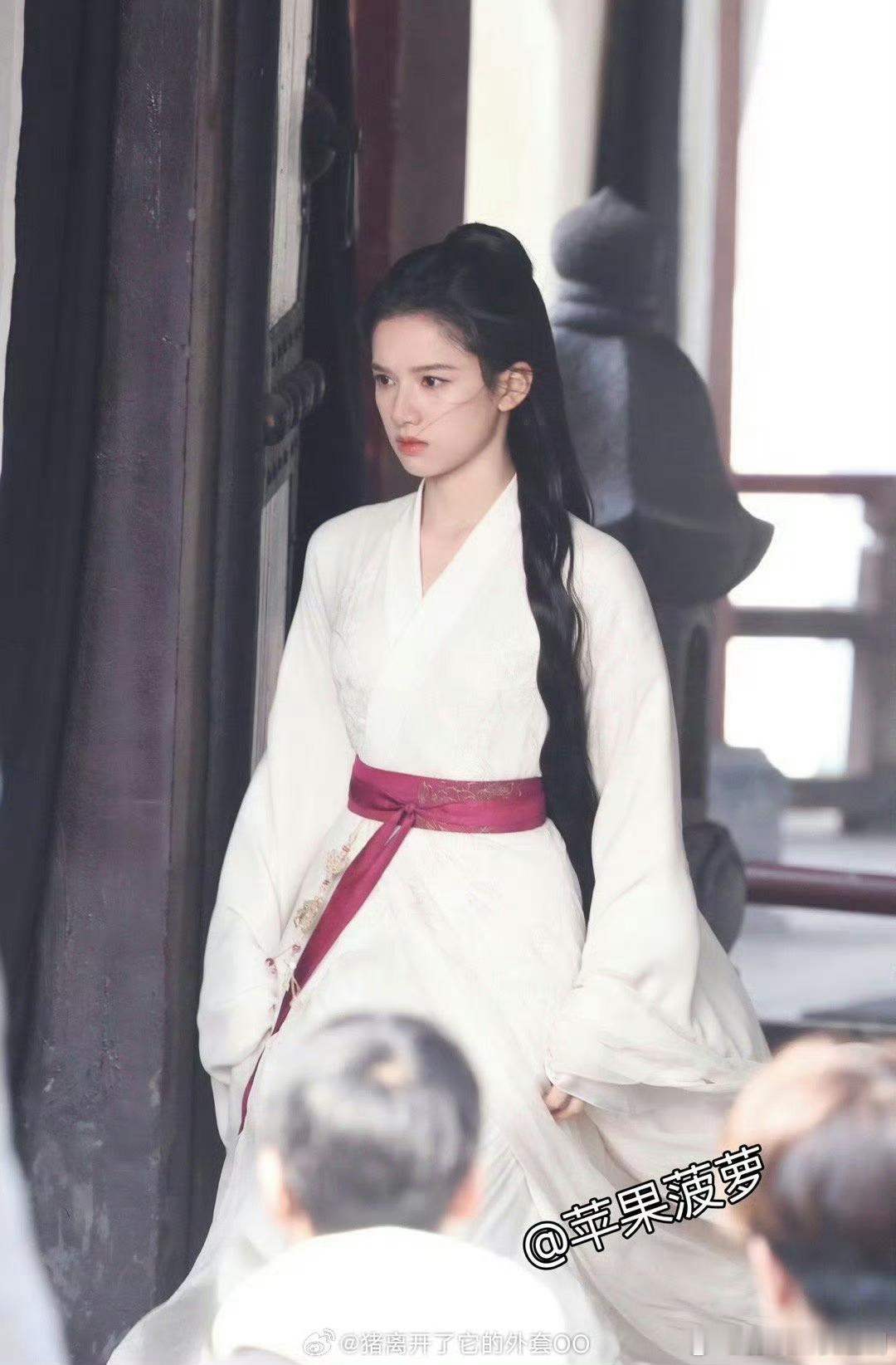 张婧仪这生图真的很精致啊 
