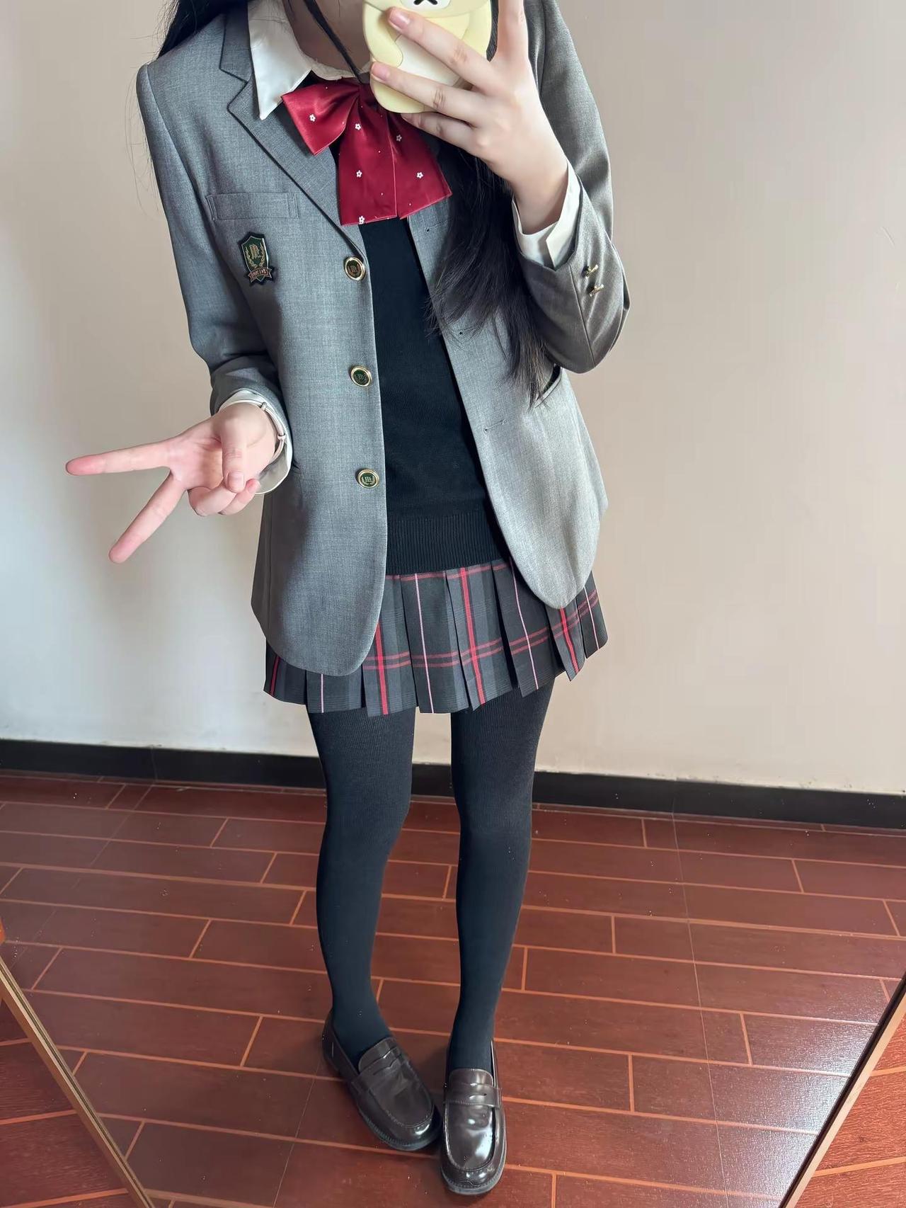 不喜欢我的让一让 让喜欢我的到我面前来。jk jk穿搭