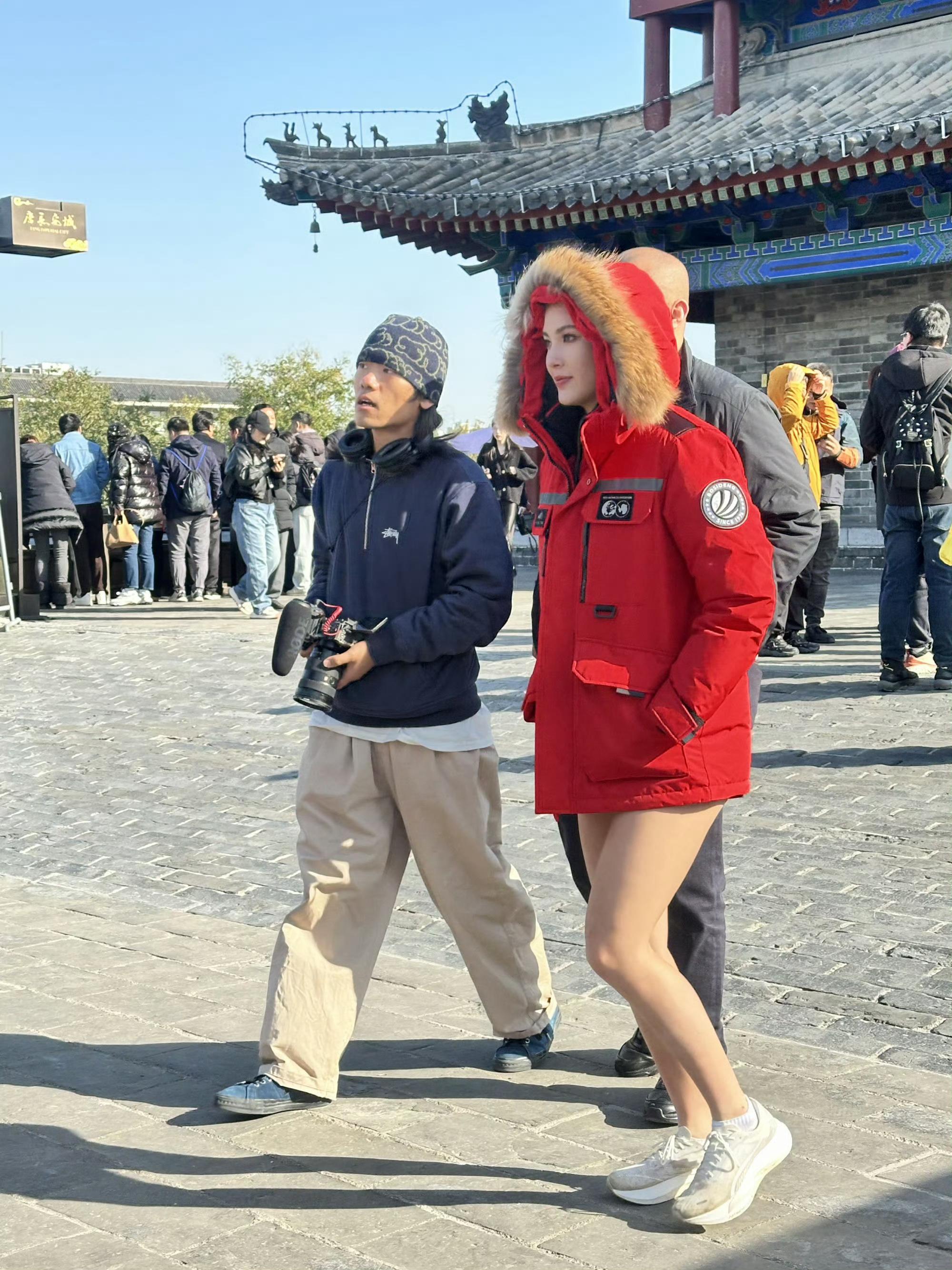 露腿就一定漂亮吗？谷爱凌这是何苦呢？ 