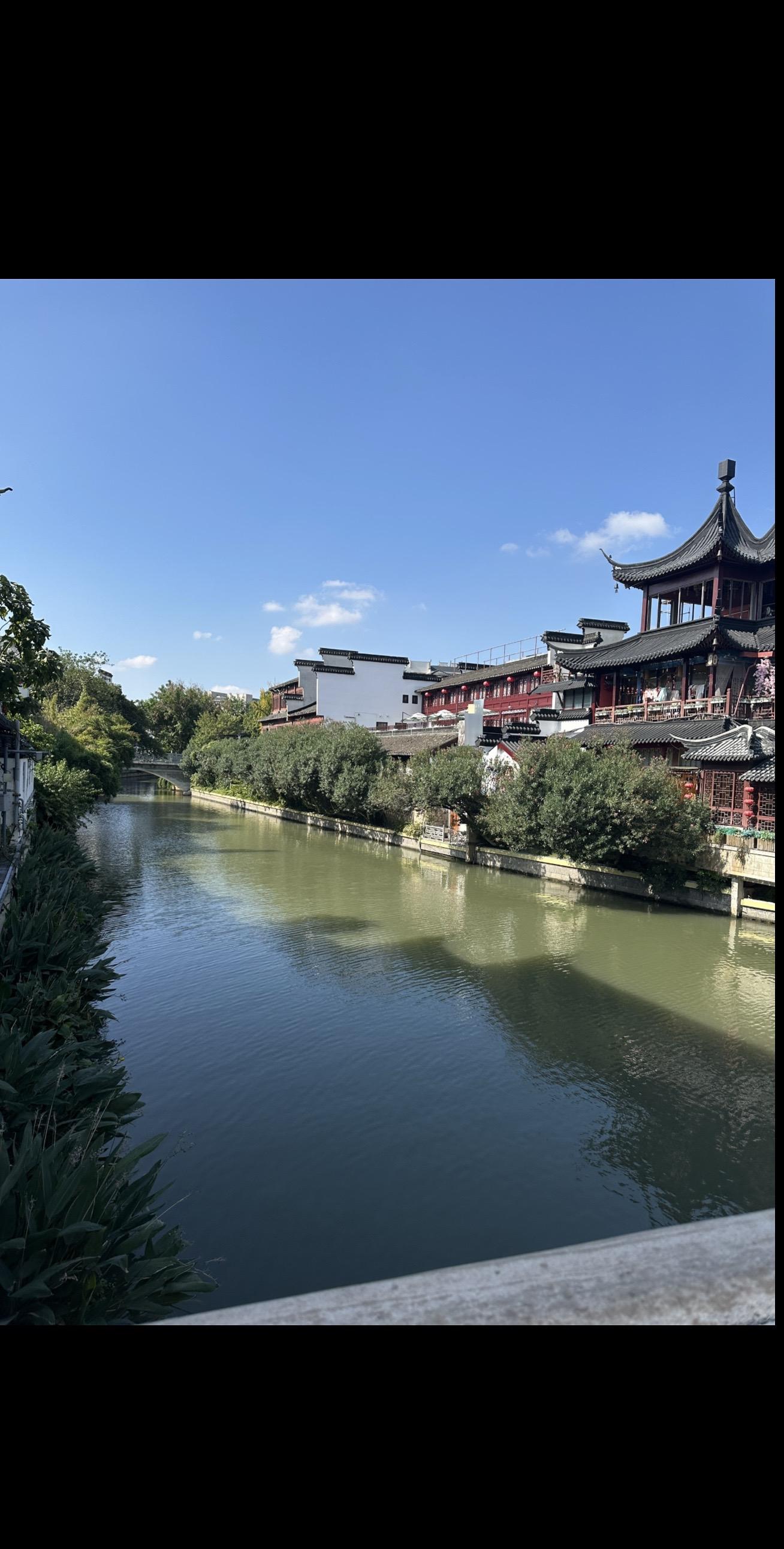 相见时难别亦难