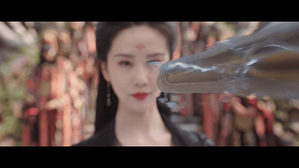 刘诗诗在《淮水竹亭》里这一段演黑衣左护法还不错吧，眼神戏挺好带感的，把不削轻蔑都
