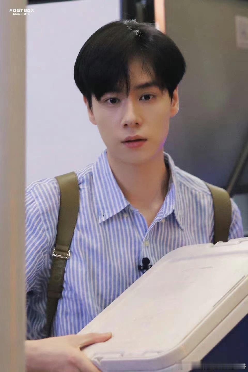 胡一天觉得虞书欣和沈月丑？ ​​​