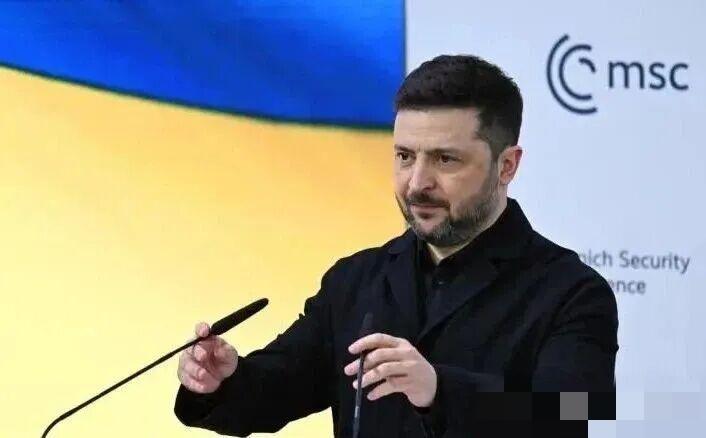 泽连斯基誓言以实力实现和平，罕见公开批评美国偏袒俄罗斯打压乌克兰


2月14日