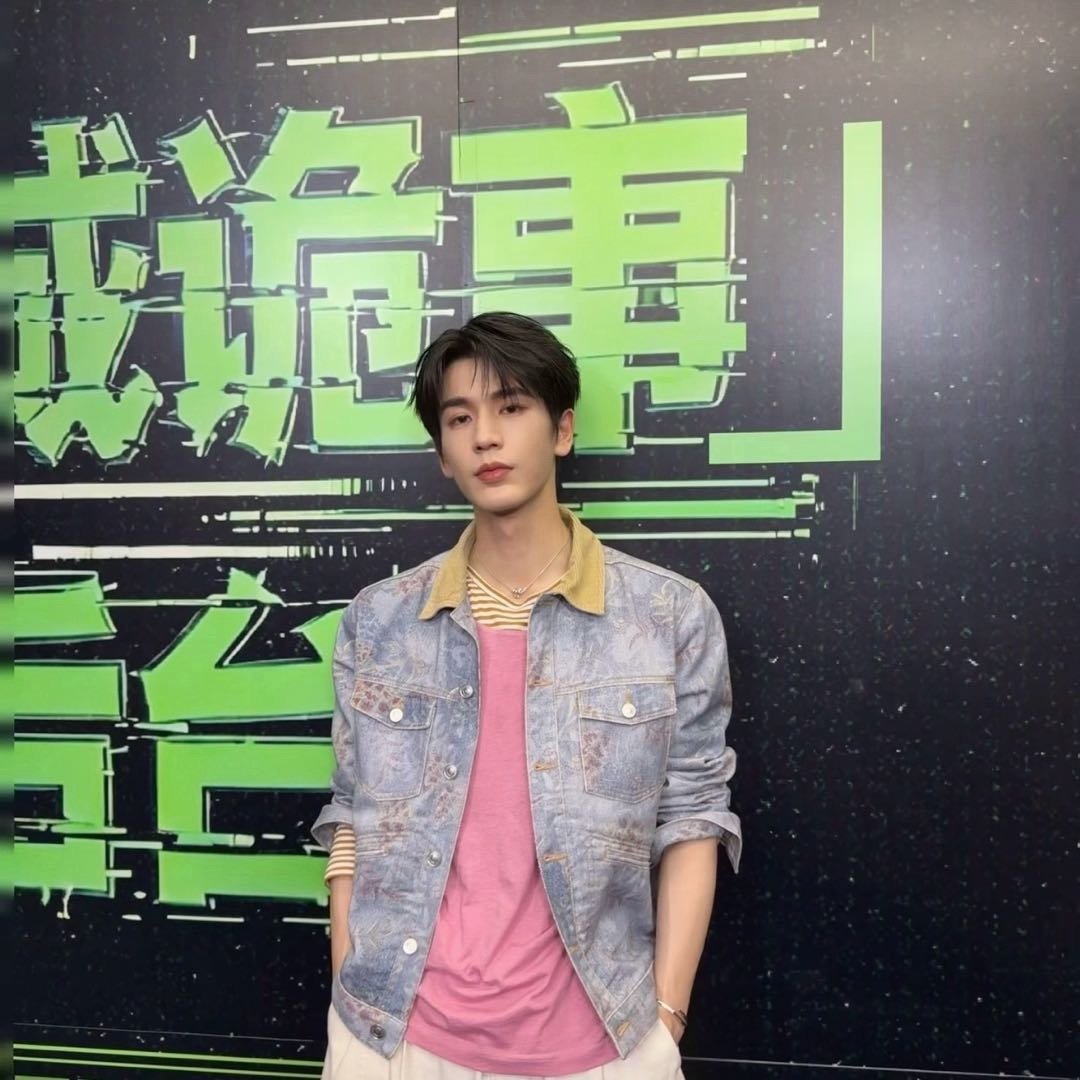 张凌赫忘记和金靖拍过戏了张凌赫在综艺《开始推理吧》里被刘宇宁问及与金靖的合作时，