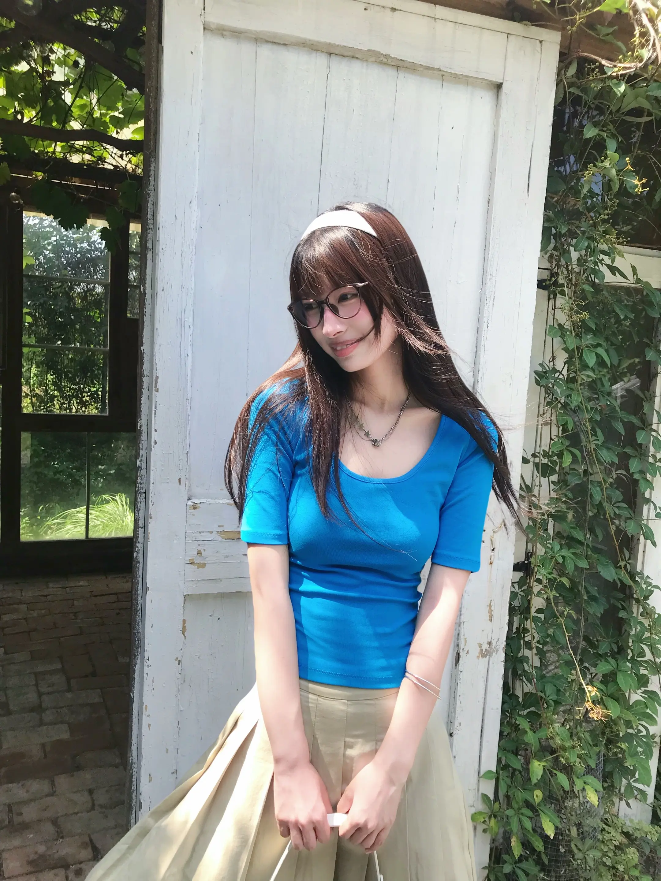 蓝色💙。