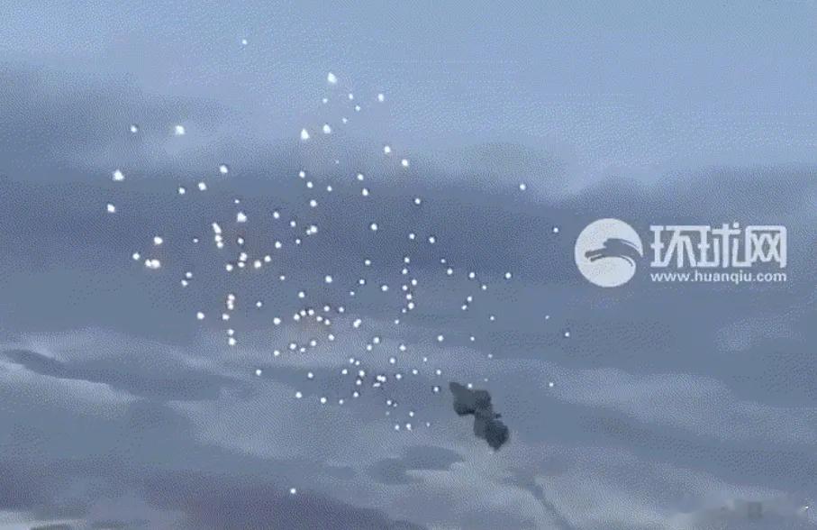 大陆阅兵亮杀手锏！台当局急于应对，不料“爱国者”导弹当场自爆 请您点击上方蓝字关