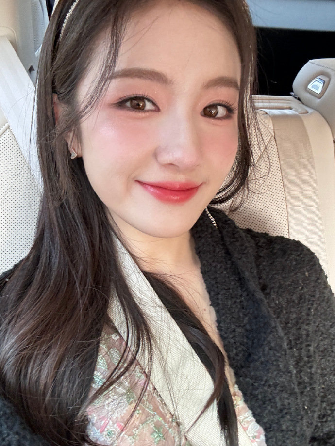 李兰迪发烧走红毯 