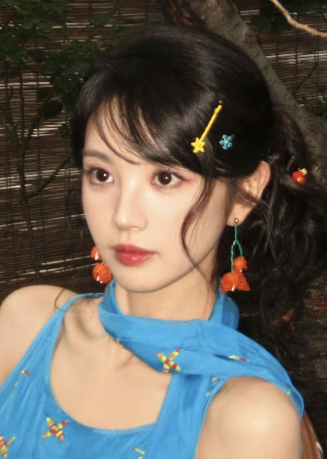 网友票选出最适合y2k风格的女明星：TOP9 孔雪儿TOP8 张婧仪TOP7 田