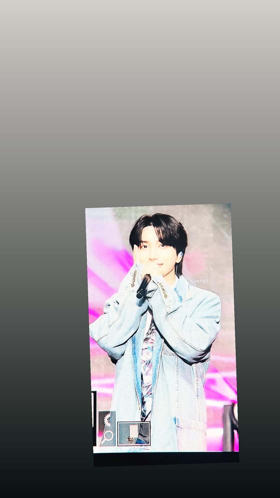 “CB百蓝_。260530利特 ins story更新： 