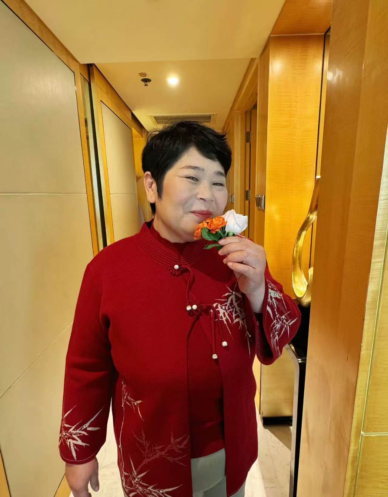 徐梦桃巴黎夺冠后第一个综艺徐梦桃王心迪夺冠后综艺首秀2026爱奇艺世界大会 奥运