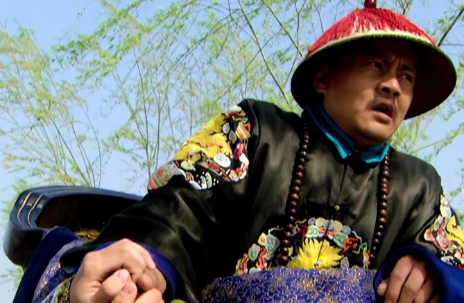 清代第一个铁帽子王是谁？答案是老十三允祥。
这么说指定有人不服，什么叫铁帽子王？