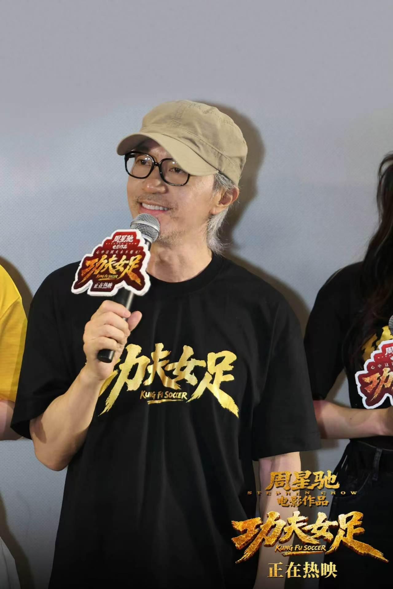 周星驰曾经说过，最懂他的人是90岁的母亲凌宝儿。凌宝儿看过周星驰的电影，没有笑过