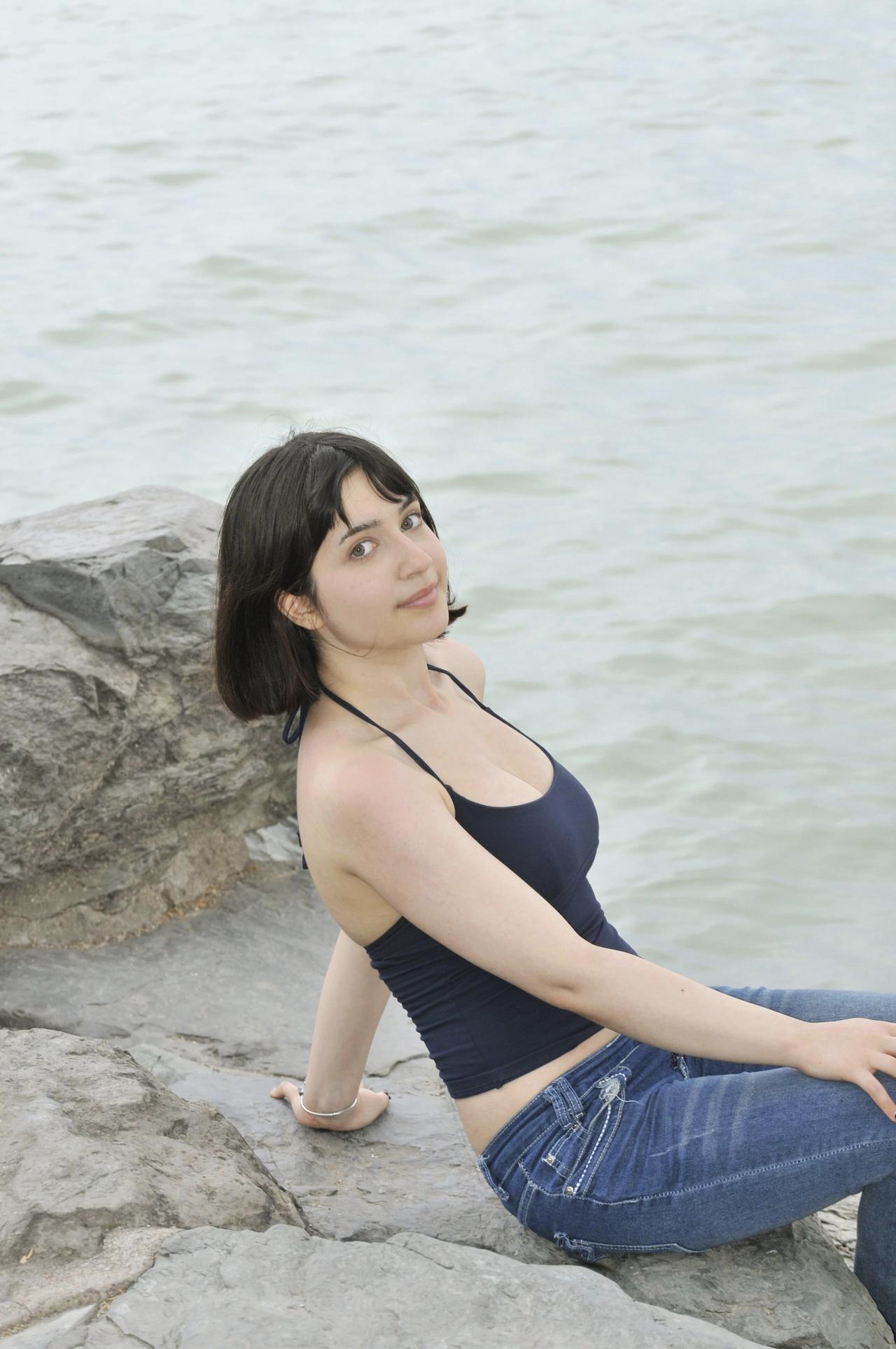 中东女人到中国，放飞自我。
