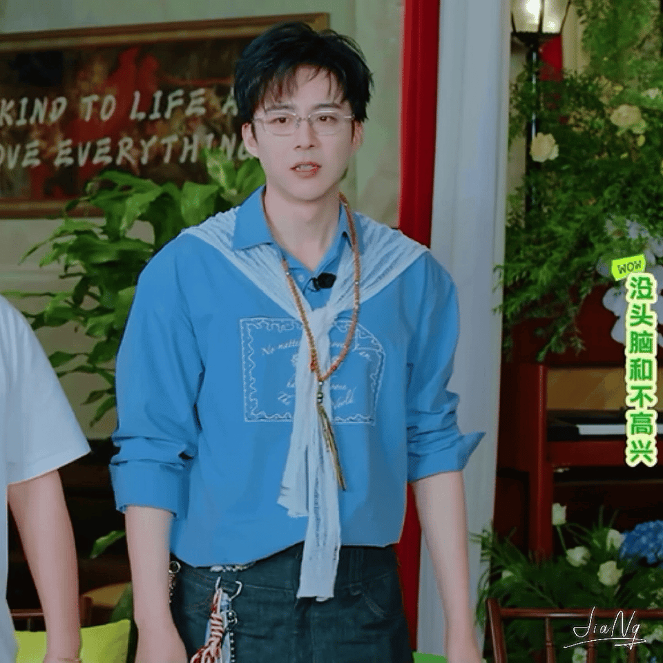 大事很妙。我们宁宁小发雷霆吓我一小跳[哈哈][哈哈][哈哈] ​​​