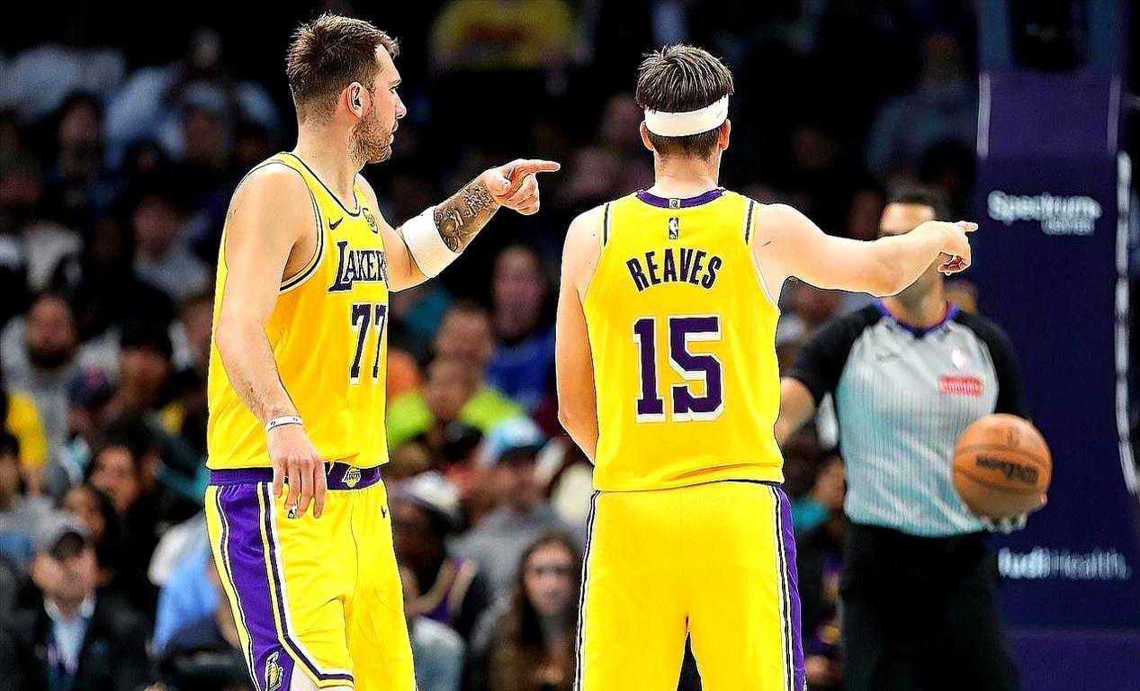 湖人三大核心全歇了，真敢啊！
 

上周打雷霆那场惨败，直接干倒了两个主力！卢卡