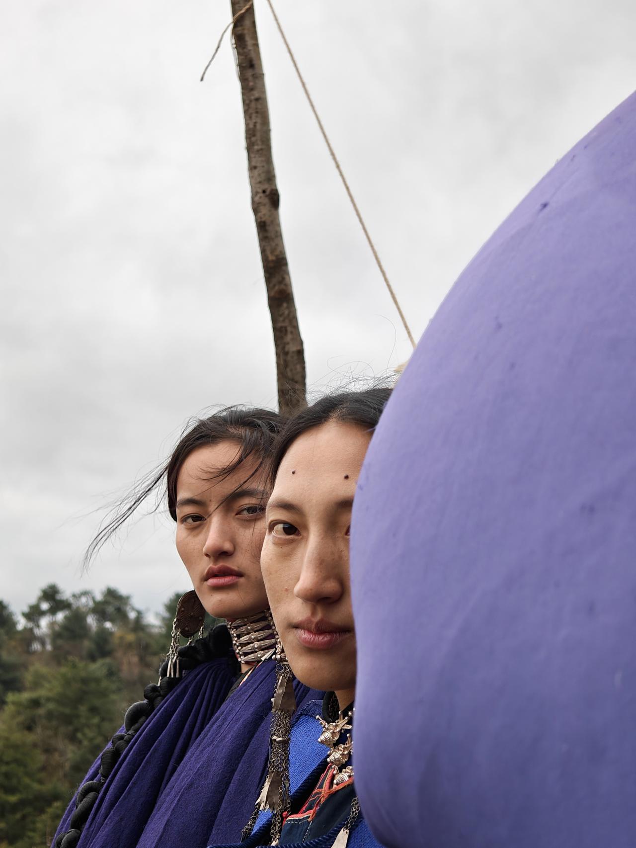 看完这些获奖的摄影作品才知道，原来我跟大师们的差距并不在器材，而是在构图、想法等