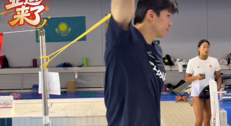 汪顺首次赛前训练太放松被教练吐槽 汪顺亮相东京水上中心，首训就被教练吐槽“太放松