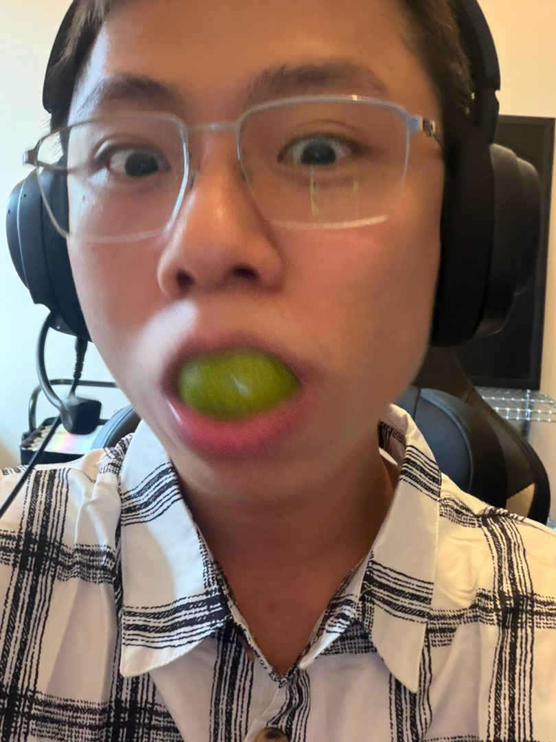 人五搞的这个蜂糖李。怎么能这么好吃！好大一个，而且很方便吃。 
