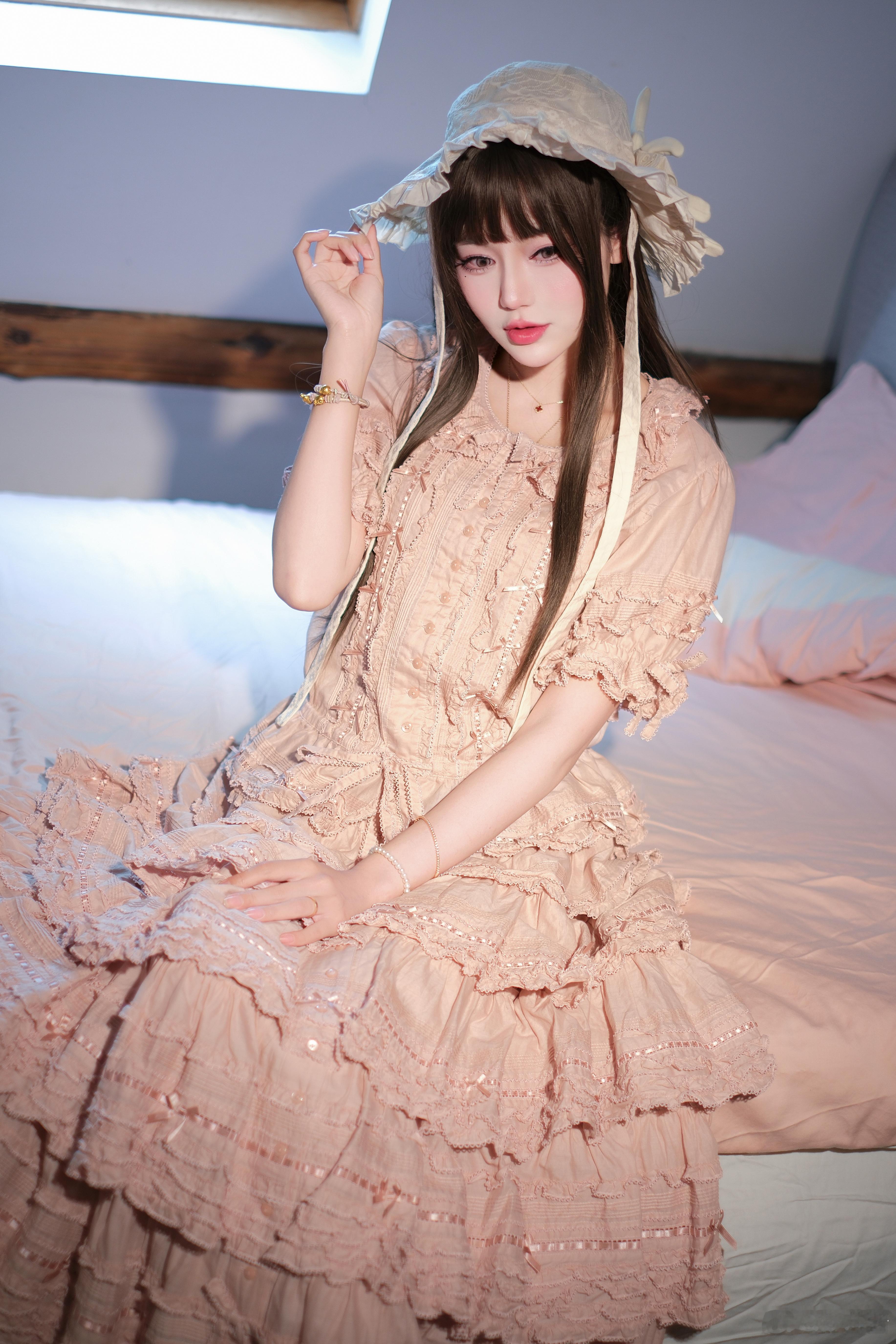 发一套比较日常的写真😘📷：👗：pinkhouse汽水熊pinkhousel