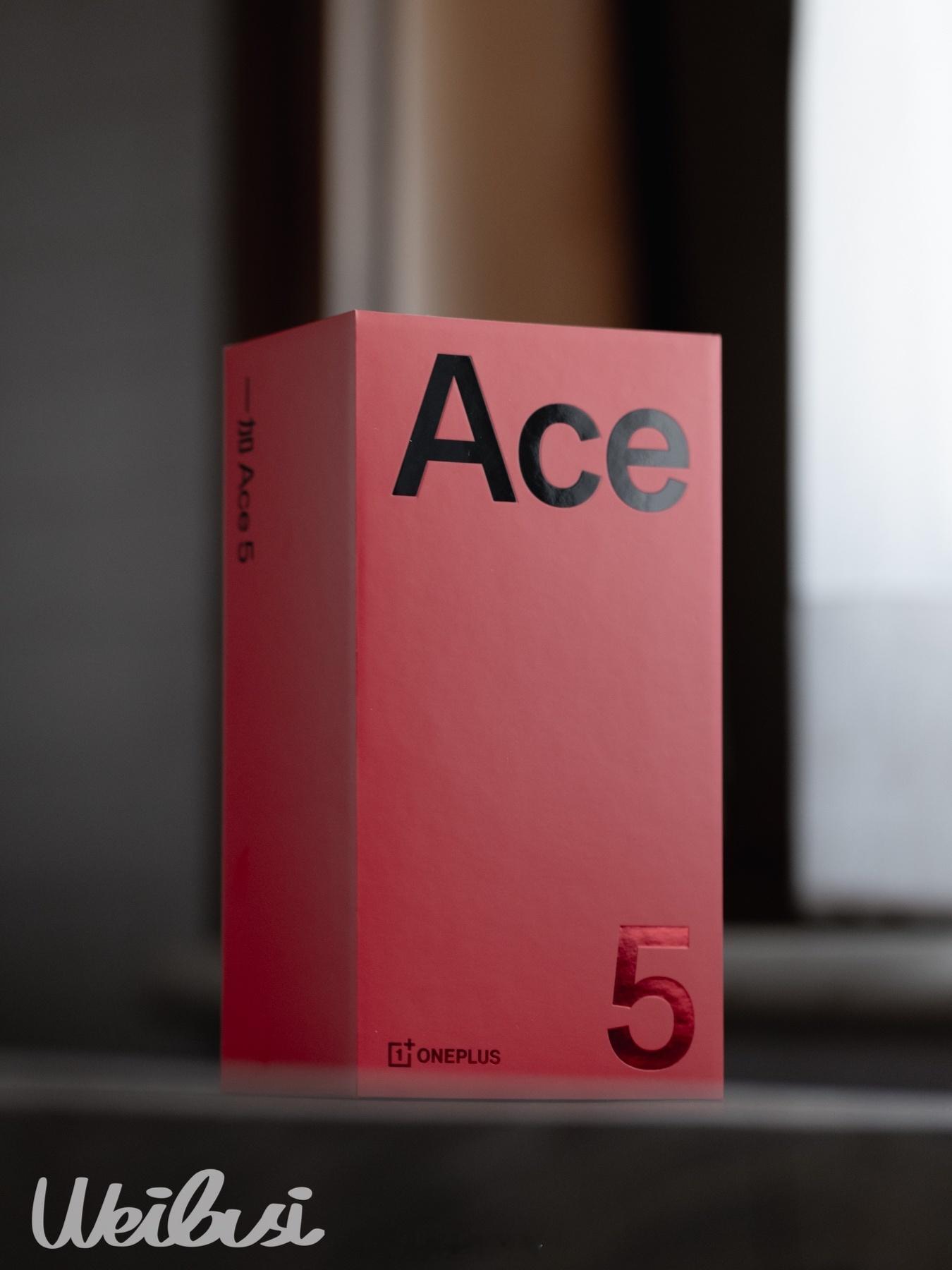 「一加 Ace 5（引力钛）」魏布斯 · 真机上手开箱纯瞎拍 前段时间发布的，各