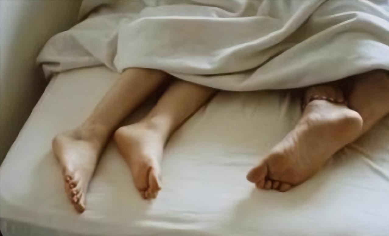 内蒙古，一位31岁的哺乳期妈妈，竟然提供上门按摩服务，当然包含那种特殊的金钱媒介