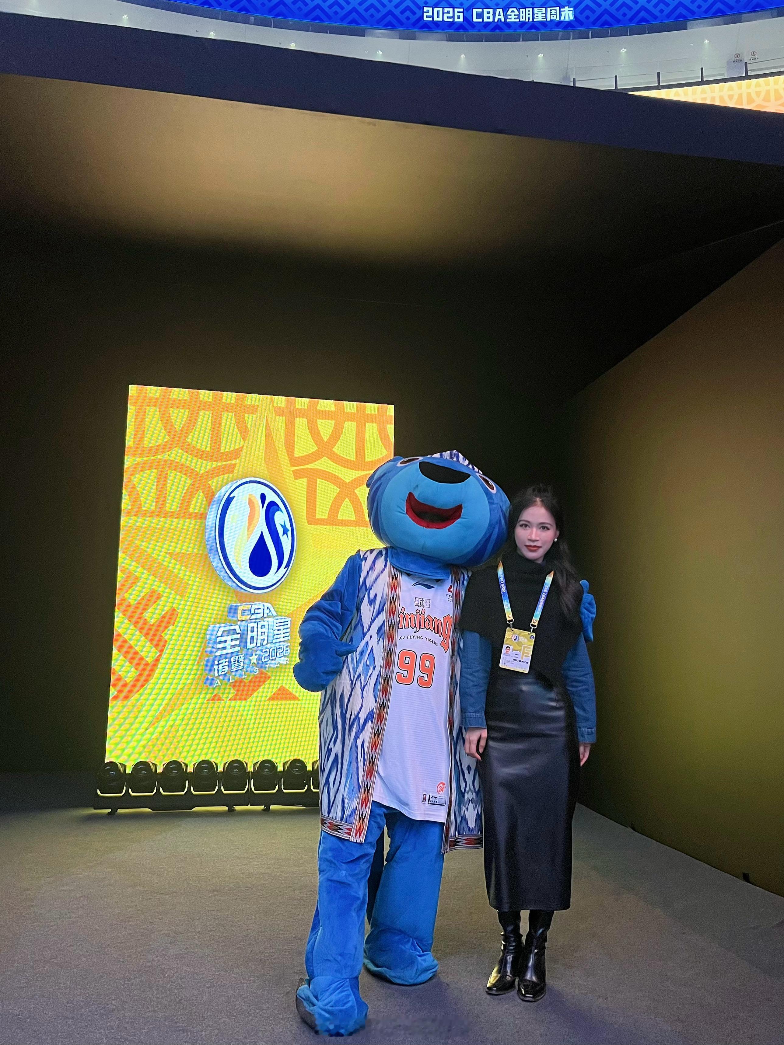 树在落叶时最像树，人在停顿处最像人。我们总在谴责自己的“停滞期”，像对待一台故障