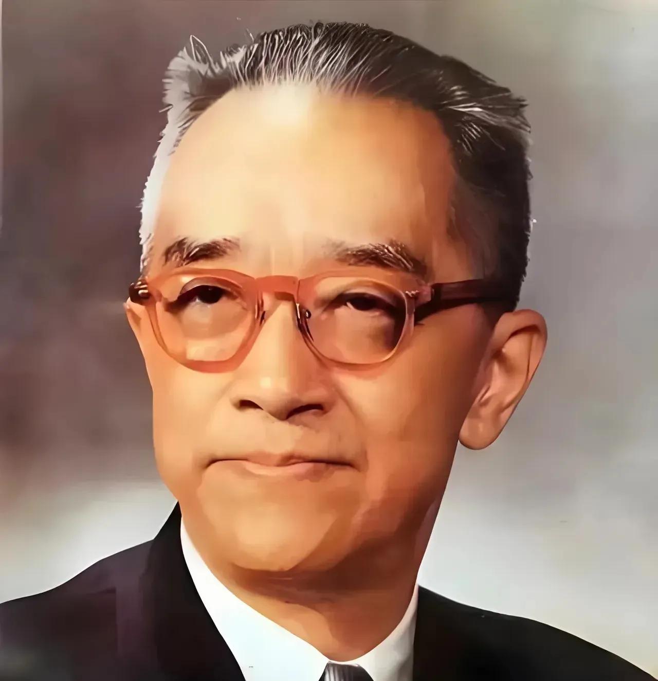 胡适一针见血：人有4层觉醒层次，最笨的一类人，一辈子都叫不醒
 
人与人这辈子的