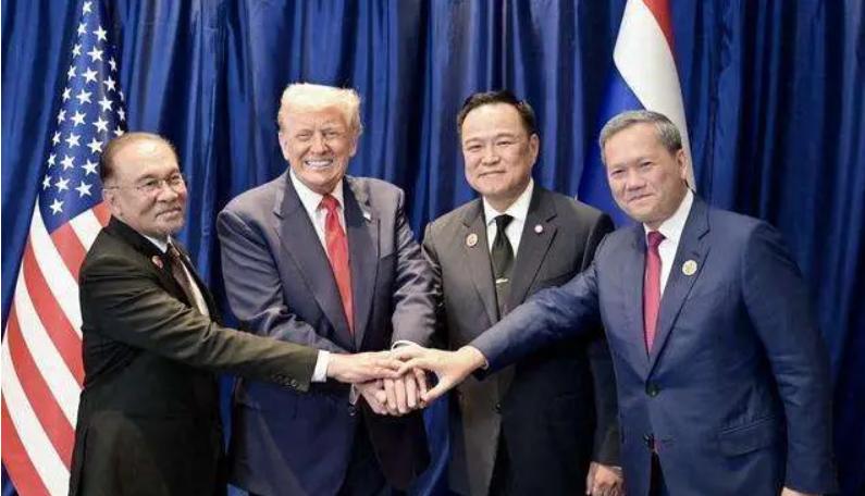 【泰国总理阿努廷表示他“不记得”与柬埔寨的和平协议】
12月8日，阿努廷·查恩维