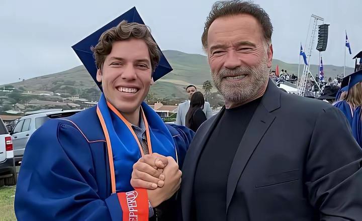 1996年，施瓦辛格喝醉了在家休息，看到性感的佣人在做家务，一时冲动，和她一番翻