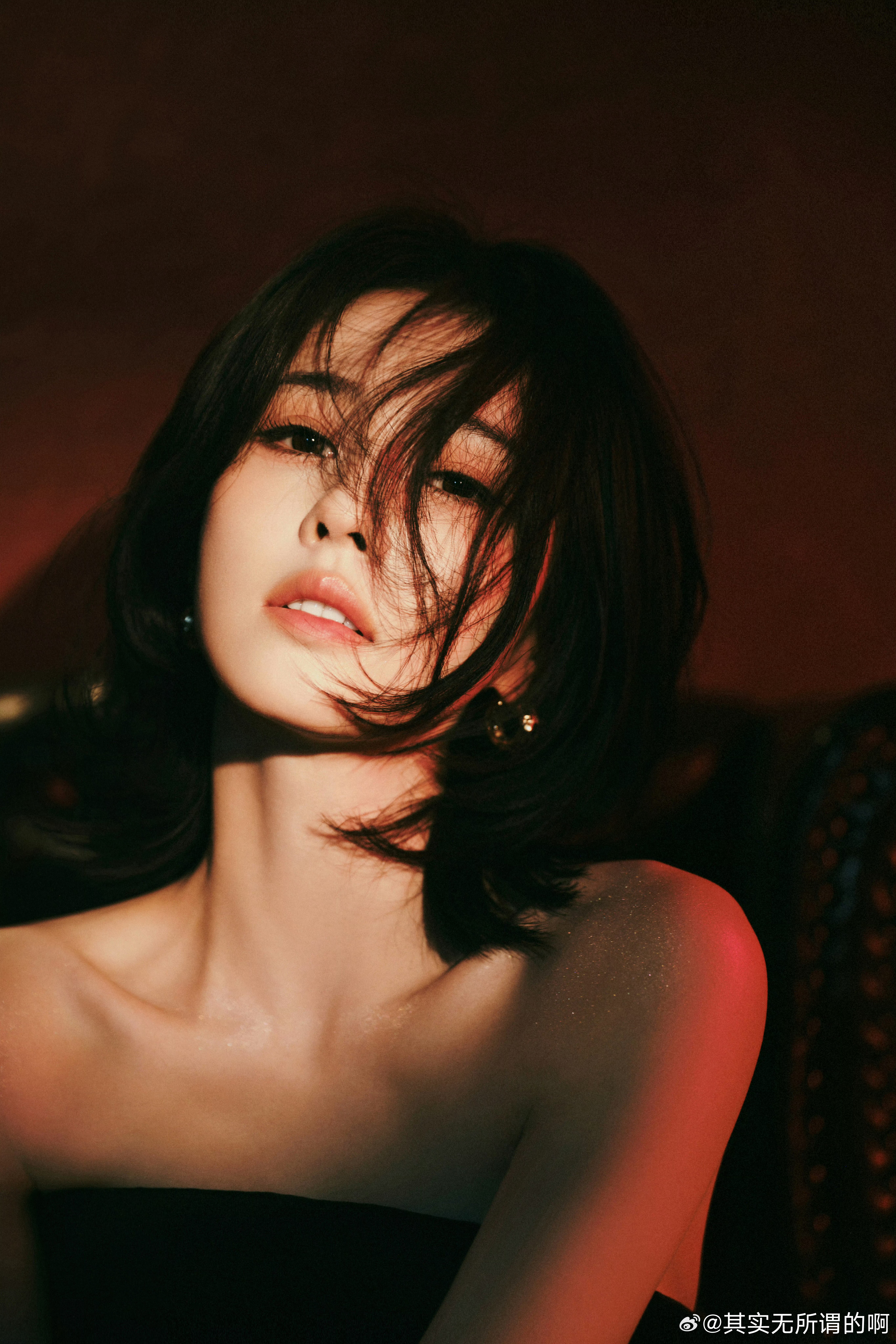 曝白鹿提名金鹰奖最佳女主听说白鹿一场普通的商务直播比上次那个什么奖的热度还高！ 