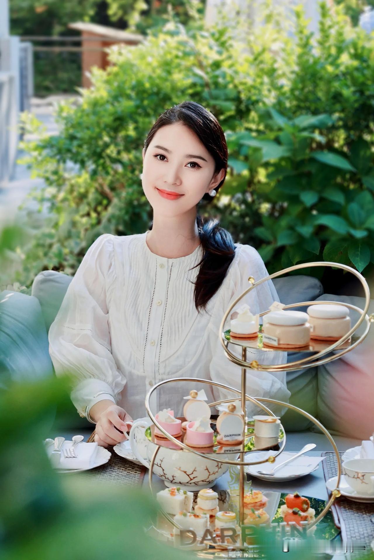 🍁生活很忙，能找到一段属于自己的时光，就已经是很难得的幸福时光了～北京的秋天美
