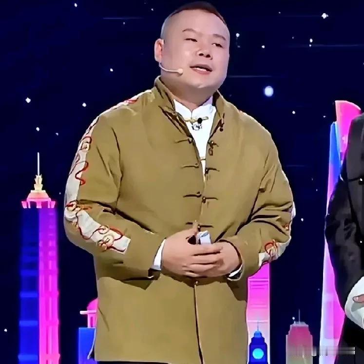 德云社最红的十位相声演员
①郭德纲
②岳云鹏
③于谦
④孙越
⑤曹云金
⑥郭麒麟